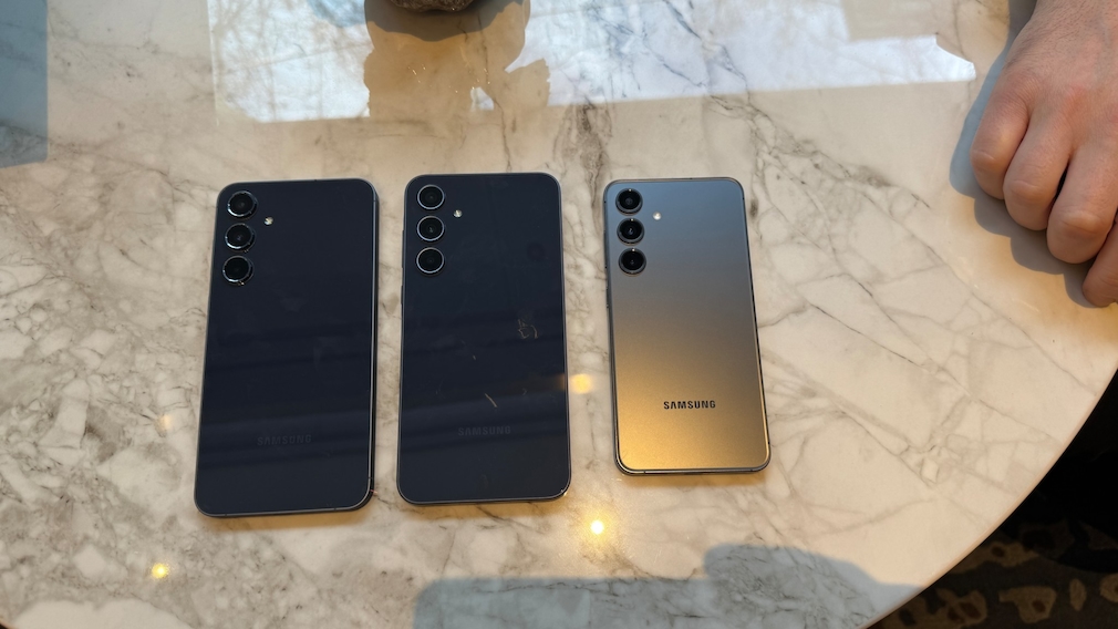 Galaxy A55 und A35 neben dem S24